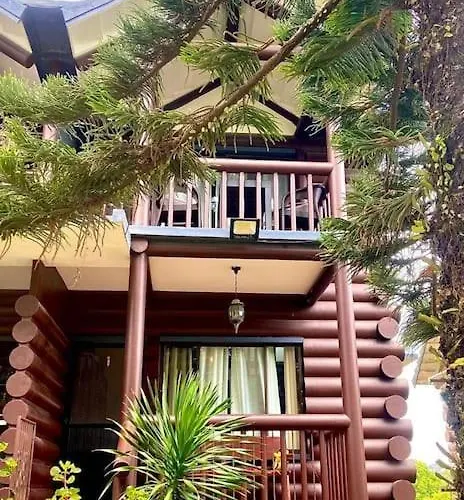 Rustic Log Cabin In Tagaytay