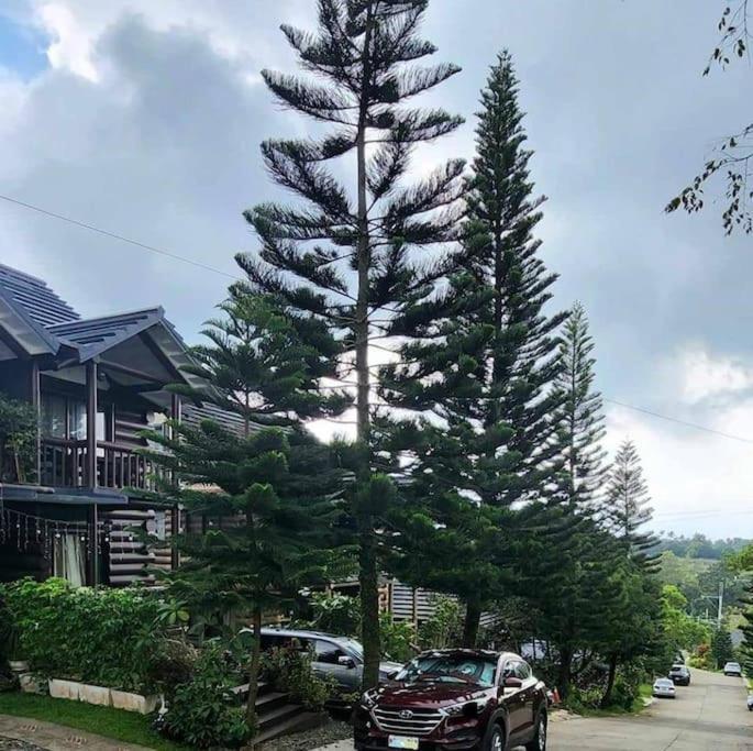 Holiday home Rustic Log In Tagaytay *