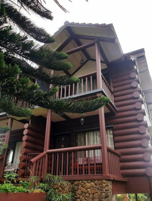 Holiday home Rustic Log In Tagaytay *